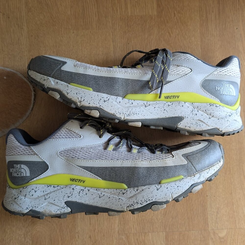 NWT The North Face Men's VECTIV Taraval Hiking Shoes